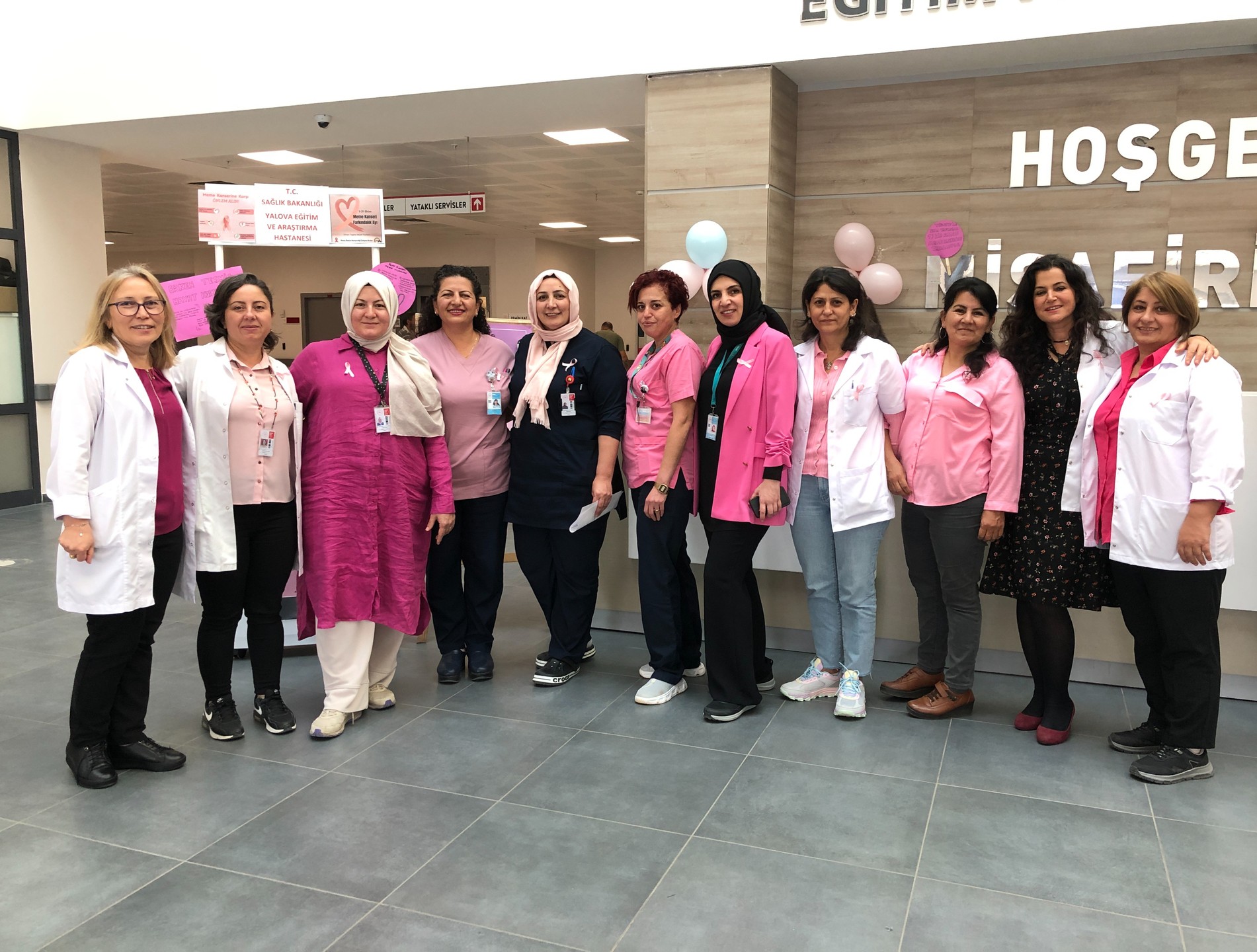 Yalova Üniversitesi Hemşirelik Bölümü öğrencileri,