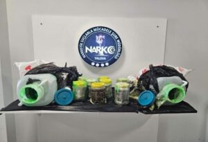 Yalova’da Uyuşturucu Tacirlerine Darbe: 7 Şüpheli Tutuklandı