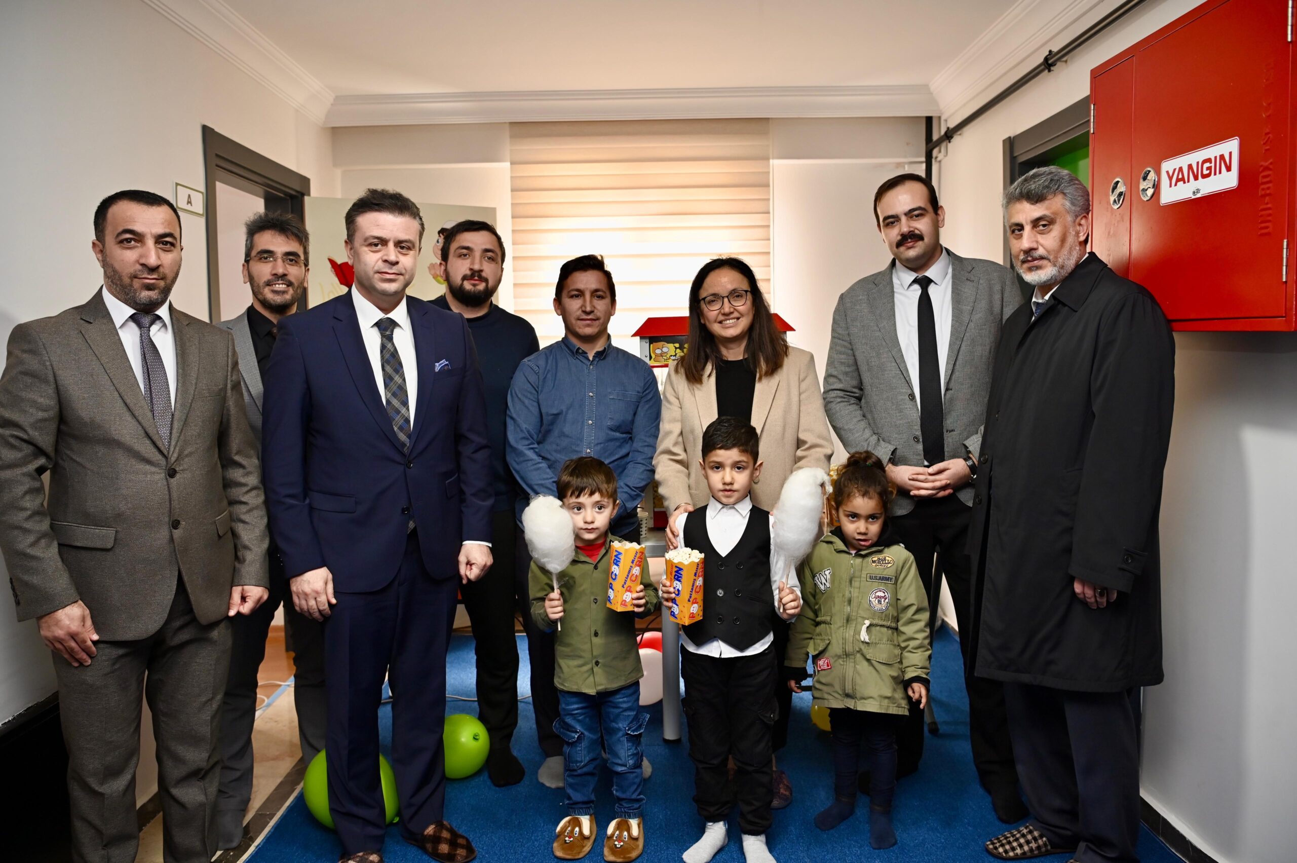 Yalova Valisi Kaya, Armutlu’da Okul Açılışlarını Gerçekleştirdi