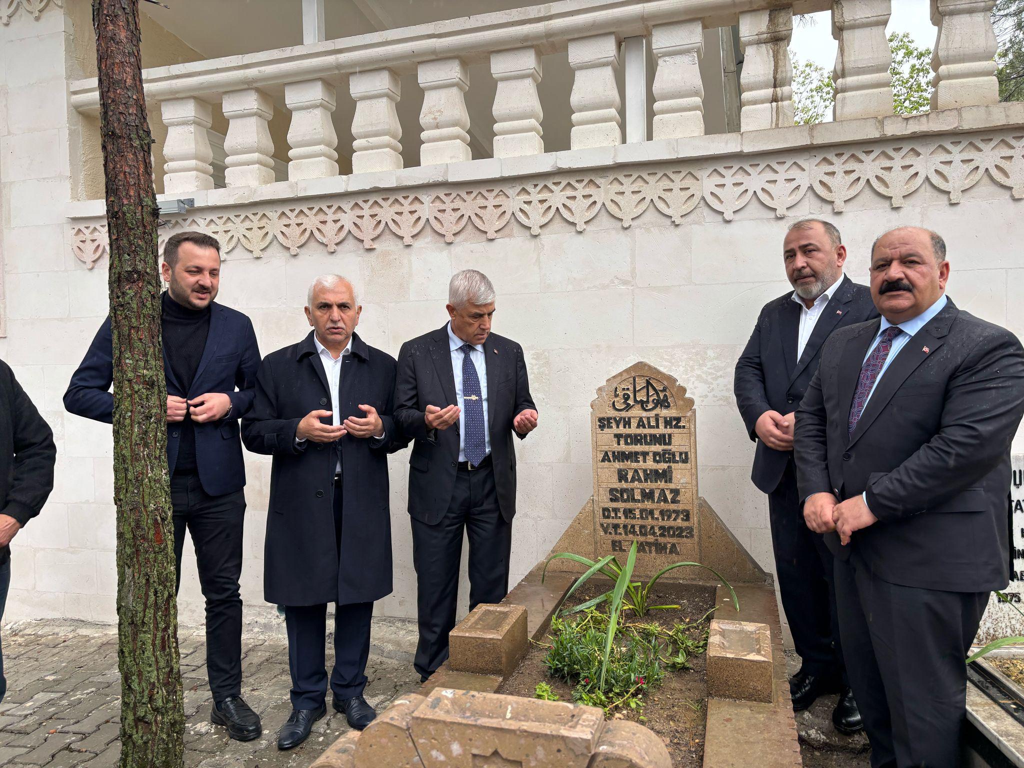 İnancın, Vatan Sevgisinin ve Vefanın Simgesi Solmaz Ailesi’nden İş İnsanı Rahmi Solmaz, Vefatının Sene-i Devriyesinde Dualarla Anıldı
