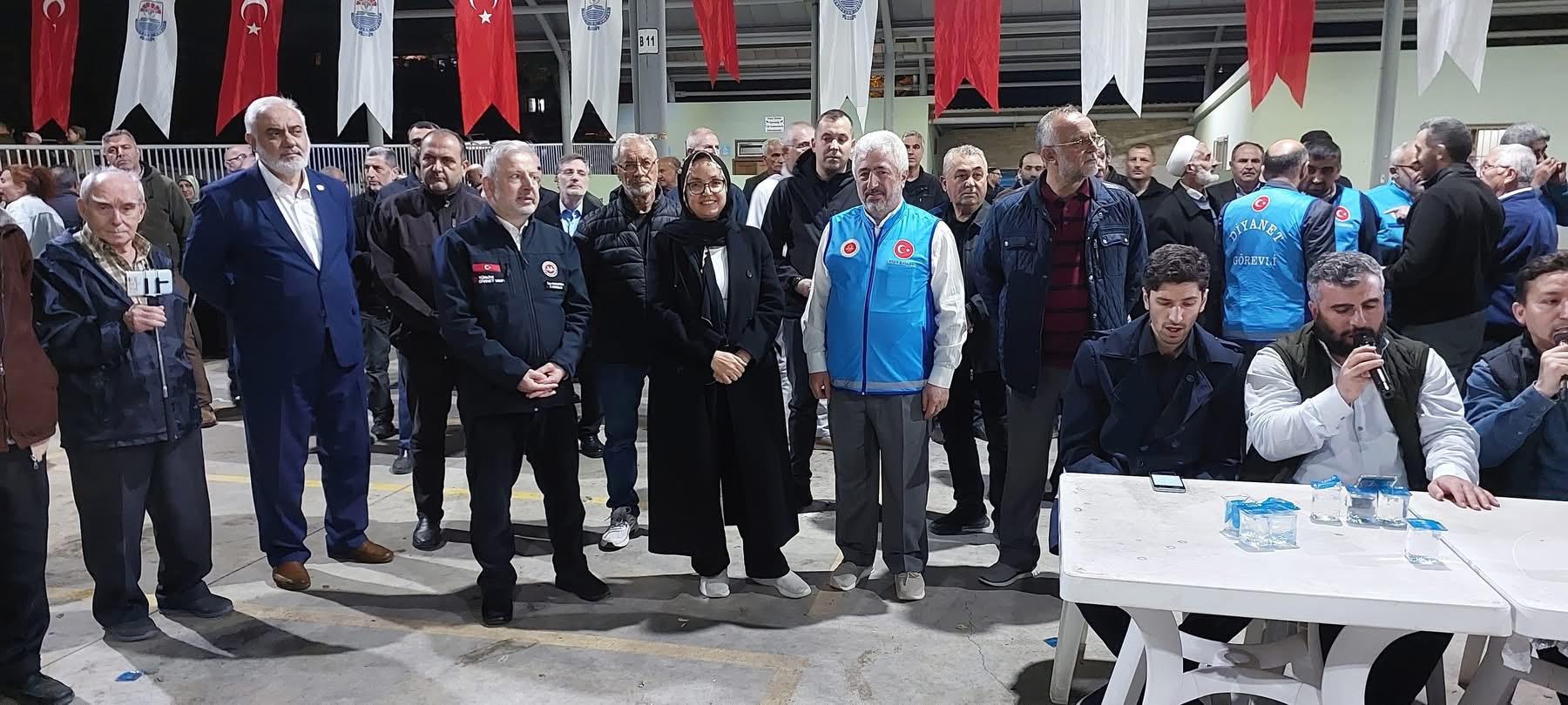 Yalovalı Hacı Adayları Dualarla Medine’ye Uğurlandı