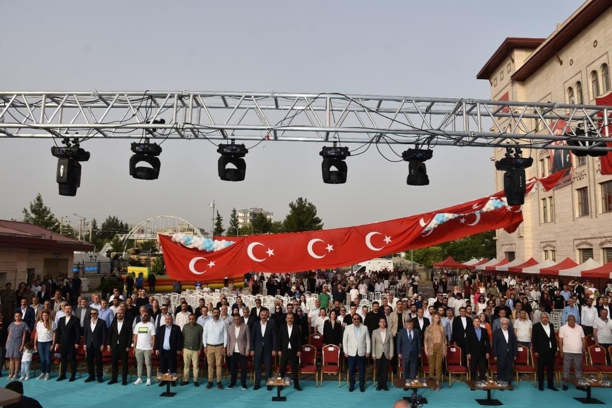 Siirt’te “Kirvem Polis Olsun” Projesiyle 250 Çocuk Ücretsiz Sünnet Ettirildi: Devletin Şefkat Eli Vatandaşla Buluştu