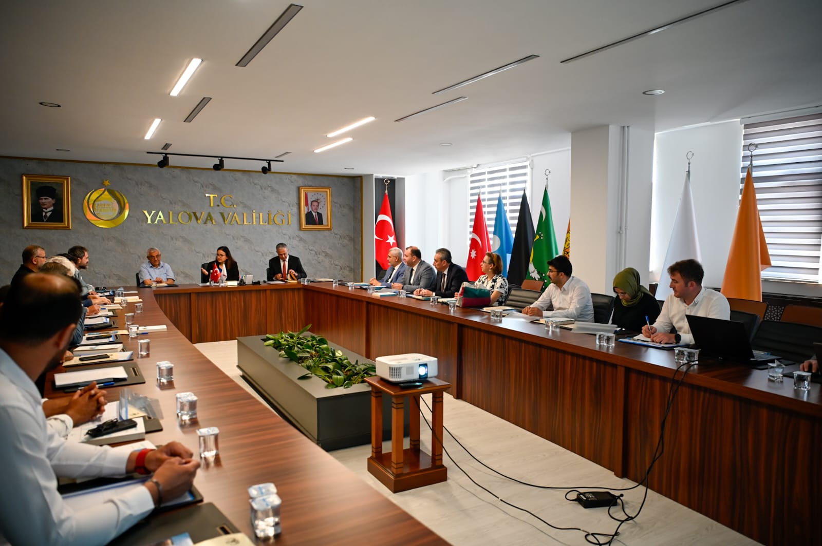 Yalova’da Esnaf ve Sanayi Temsilcileri İle İstişare Toplantısı Gerçekleştirildi