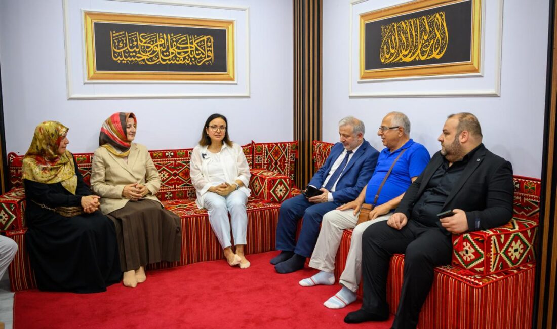 Yalova Valisi Dr. Hülya