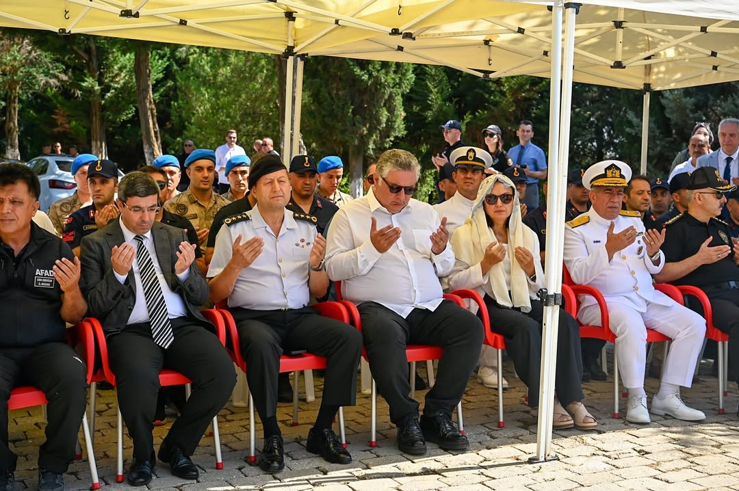 17 Ağustos Depreminde Hayatını Kaybedenler Dualarla Anıldı