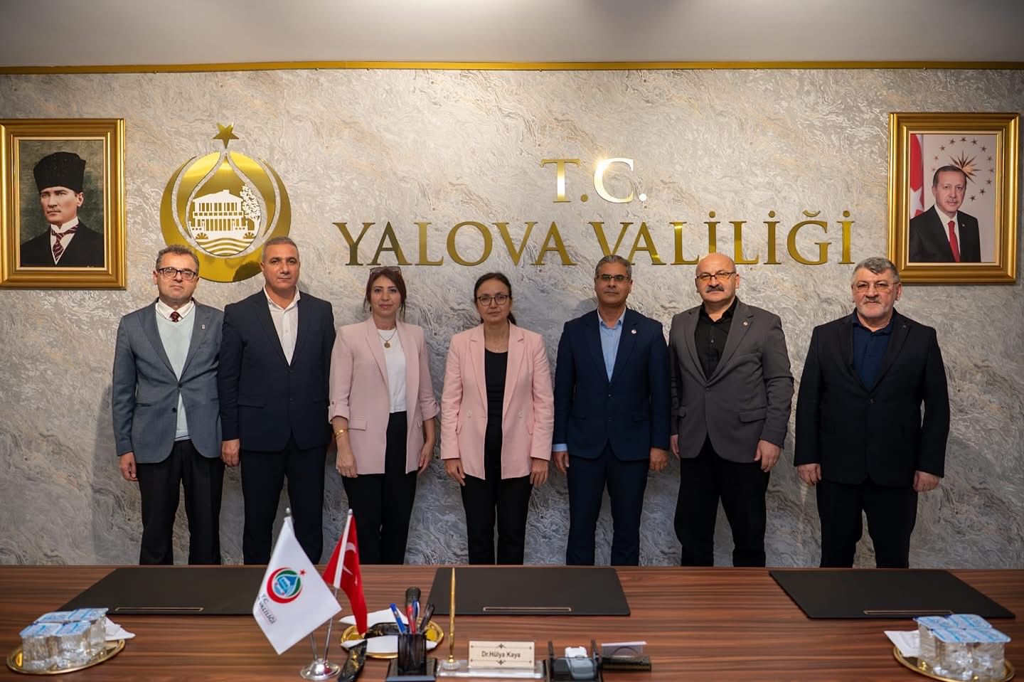 Eğitim-Bir-Sen Yalova Şube Başkanı Ahmet Kotçioğlu’ndan Vali Dr. Hülya Kaya’ya Ziyaret