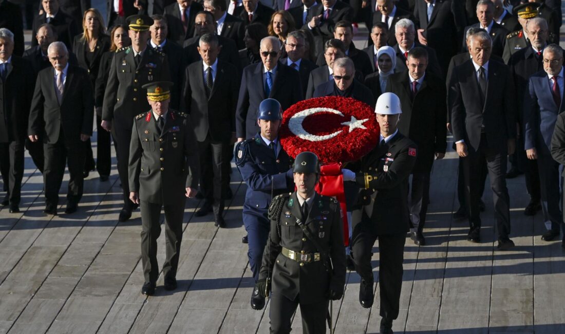 Devlet Töreni, Aslanlı Yol’da