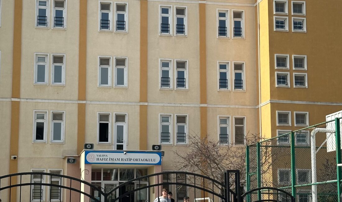 &nbsp; Yalova Hafız İmam