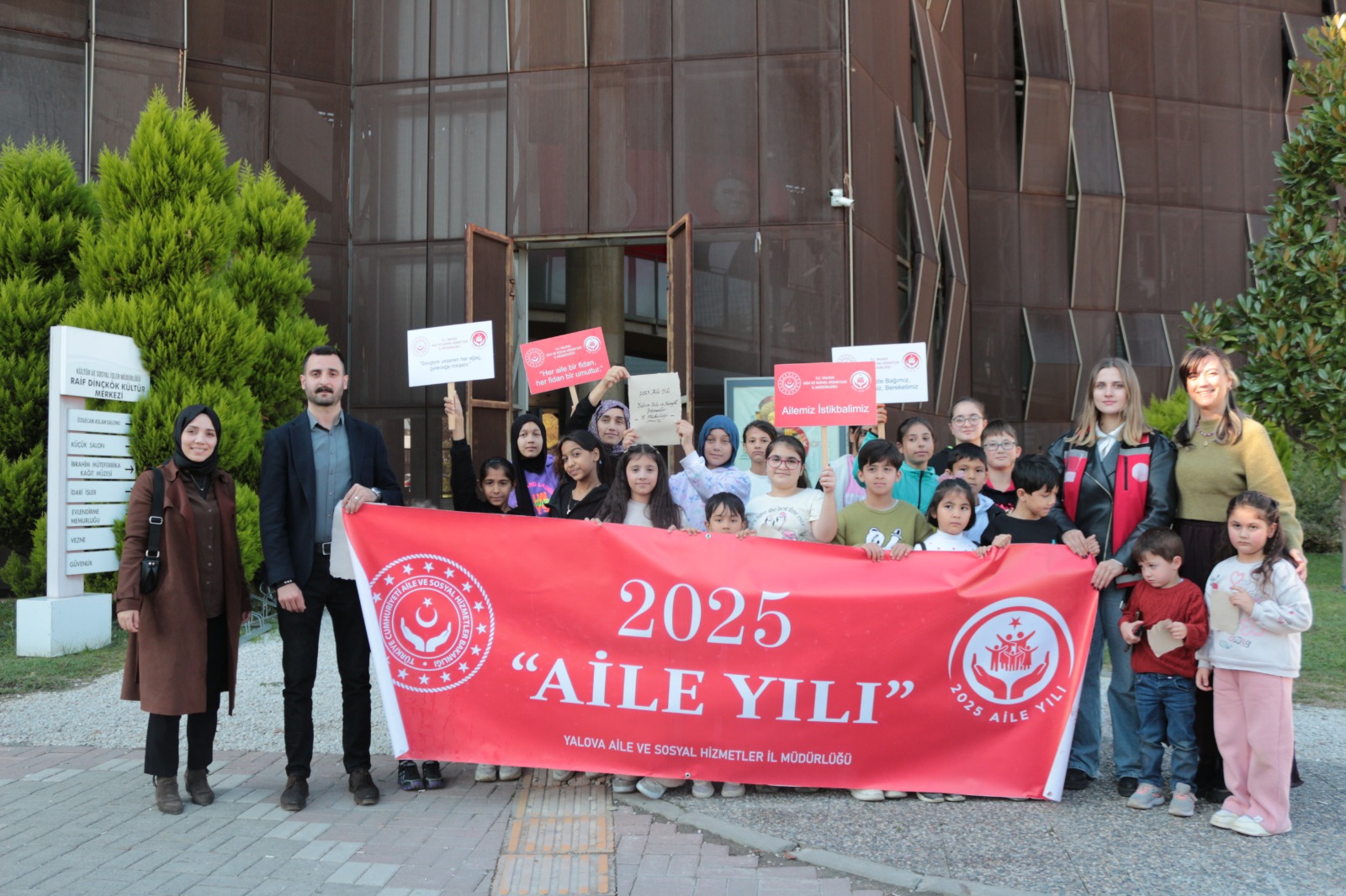 Yalova’da Aileler “Ailemle Müze Gezisi” Etkinliğinde Buluştu