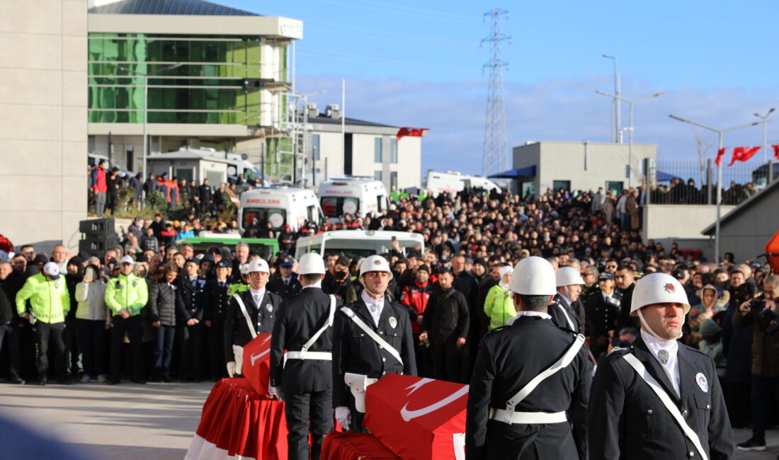 Bakan Yerlikaya Şehitlerin Cenaze