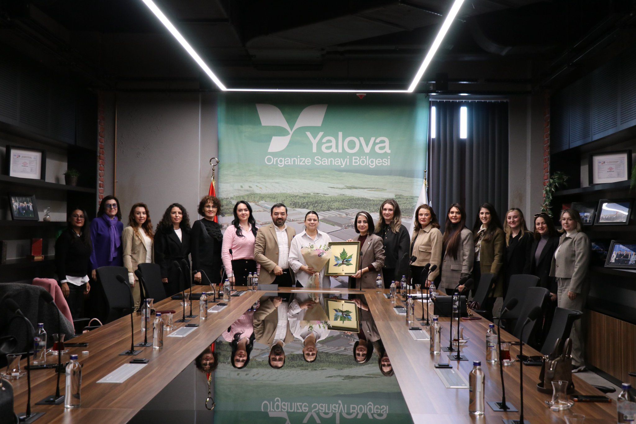 Yalova Makine OSB’de Anlamlı Buluşma: Sanayide Kadın Eli Güçleniyor