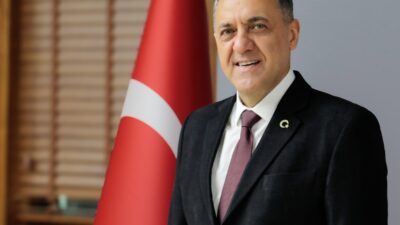 Yalova Valisi Dr. Ahmet Hamdi