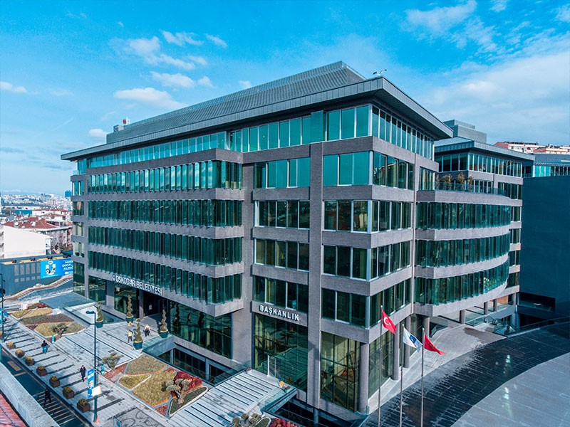 &nbsp; &nbsp; İstanbul Anadolu