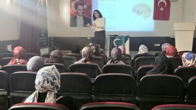 Uzmanlar Tarafından Toplumun Farklı Kesimlerine