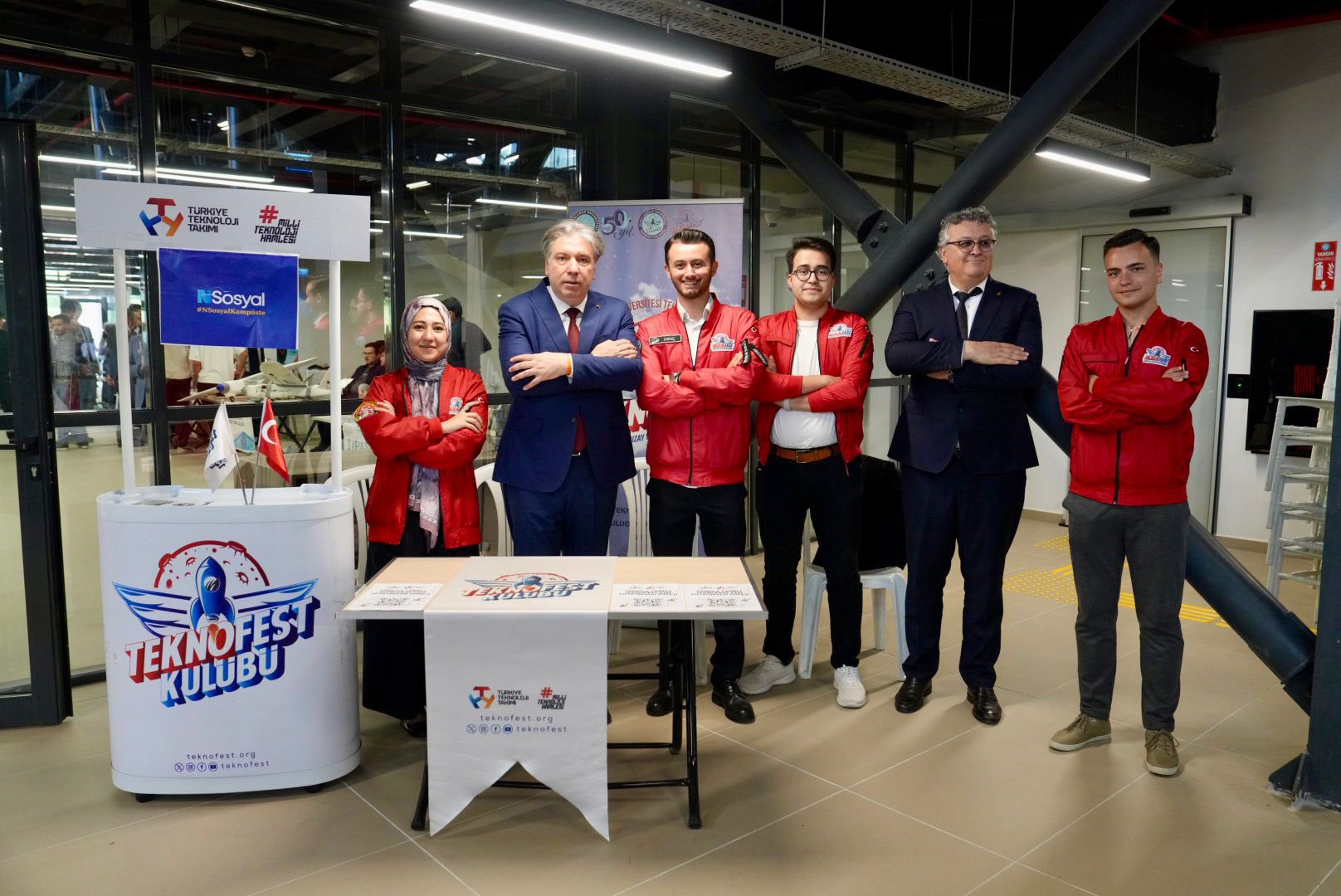 Yalova Üniversitesi Marmara Kariyer Fuarı’nda Gençlerle Buluştu