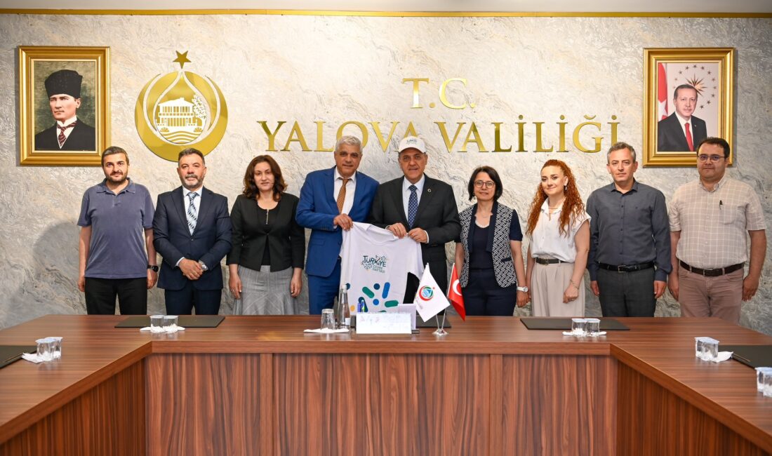 YALOVA / TEKHA Yalova Valisi