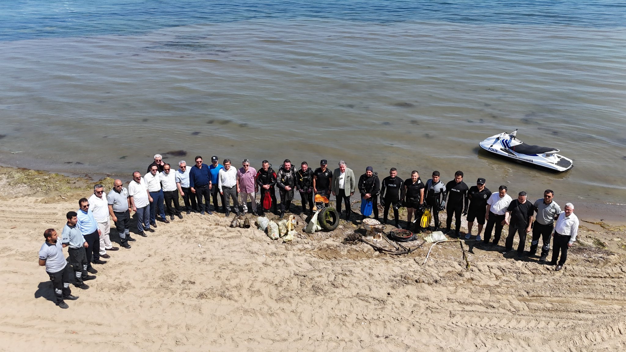 Marmara Denizi Günü’nde Yalova’da Sualtı ve Kıyı Temizliği Seferberliği