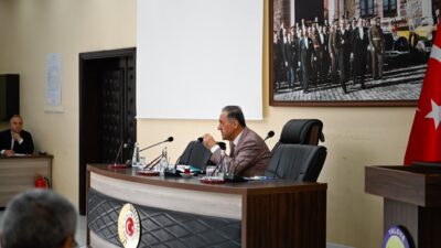 Yalova Valisi Dr. Ahmet Hamdi