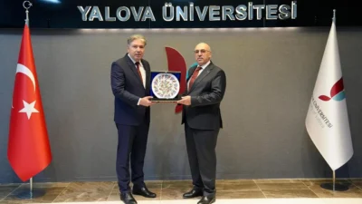 Yalova Üniversitesi, üst düzey akademik