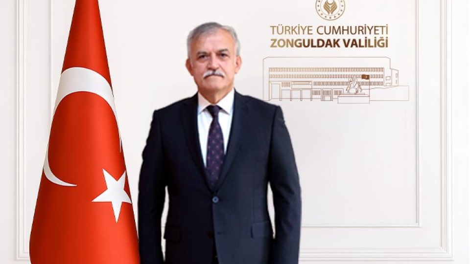 Yalova Valisi Dr. Ahmet