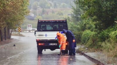 Yalova genelinde etkisini artıran sağanak