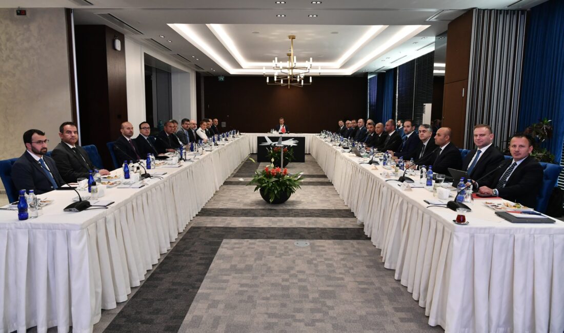 ANKARA / TEKHA Türk