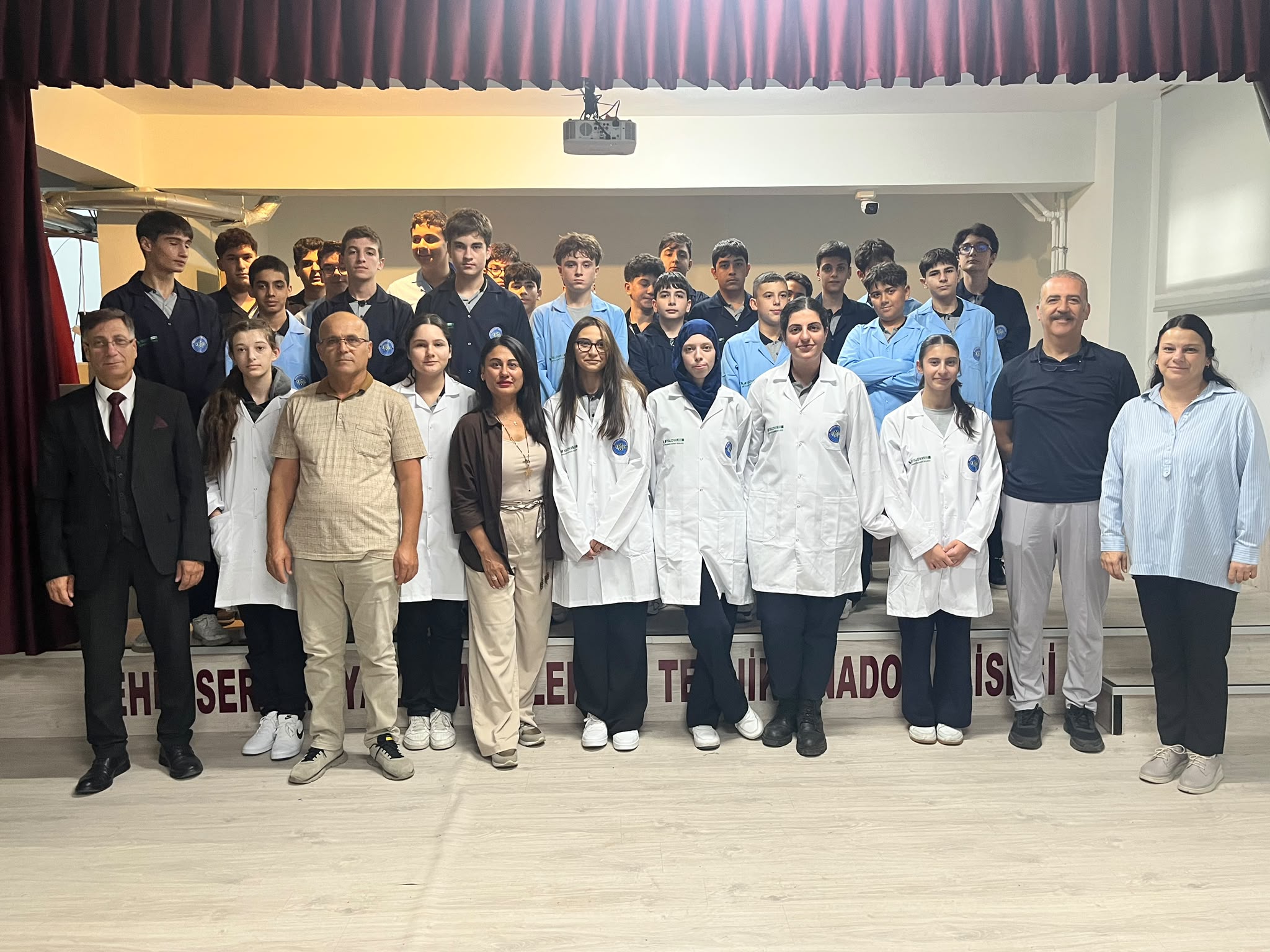 Yalova Makine İhtisas OSB’den Mesleki Eğitime Destek: Öğrenciler Önlüklerini Giydi