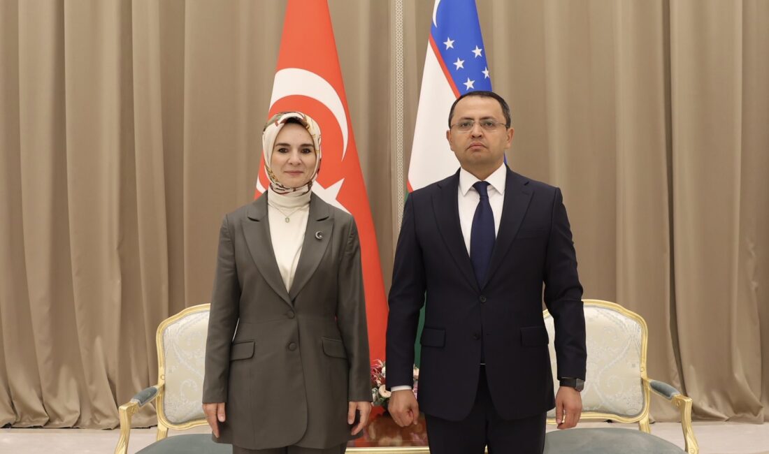 ÖZBEKİSTAN / TEKHA Aile