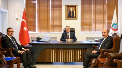 Yalova Valisi Dr. Ahmet Hamdi